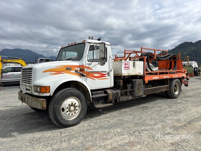 1996 International 4700 4x2 شاحنة مضخة الخرسانة
