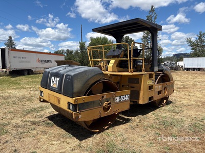 2002 Cat CB534C Compacteur  double bille