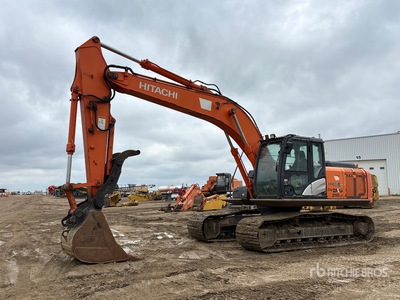2013 Hitachi ZX210LC-5 Tracked Excavator