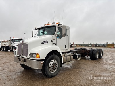 2006 Kenworth T300 6x4 Cab and Chassis