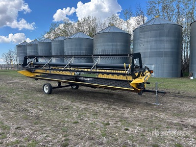 2006 New Holland 94C 25 ft Draper Combine Header