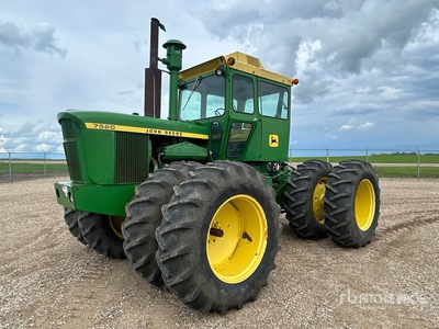 John Deere 7520 جرار ذو دفع رباعي