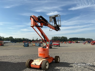 2015 Nifty-Lift HR12NE 2WD Electric Articulating Boom Lift