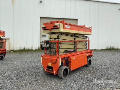 2013 Holland Lift Combistar N165EL 12 Electric Scissor Lift