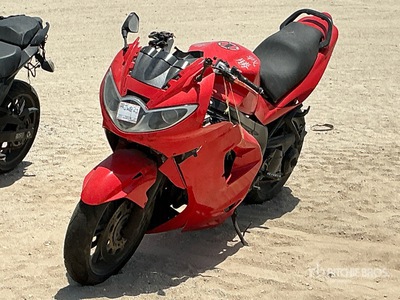 Triumph ダートバイク (Inoperable)