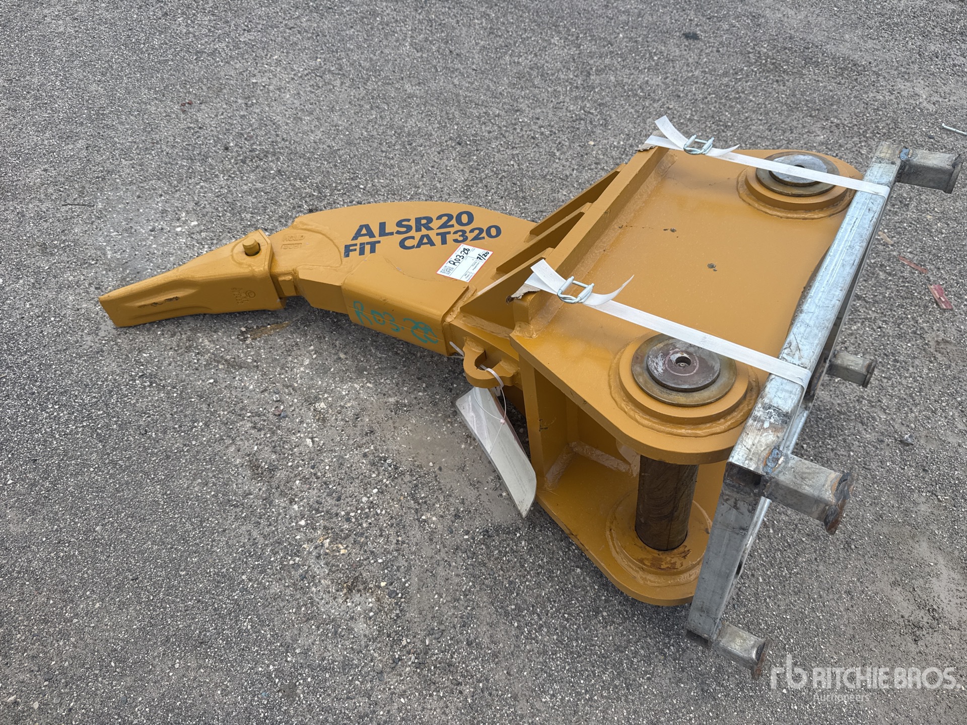 2026 LYALS ALSER20 55 in Excavator Ripper - Fits Cat 320 (Unused)