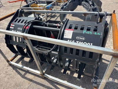 2026 LYALS ZMQ01 71 in Skid Steer Grapple (Unused)