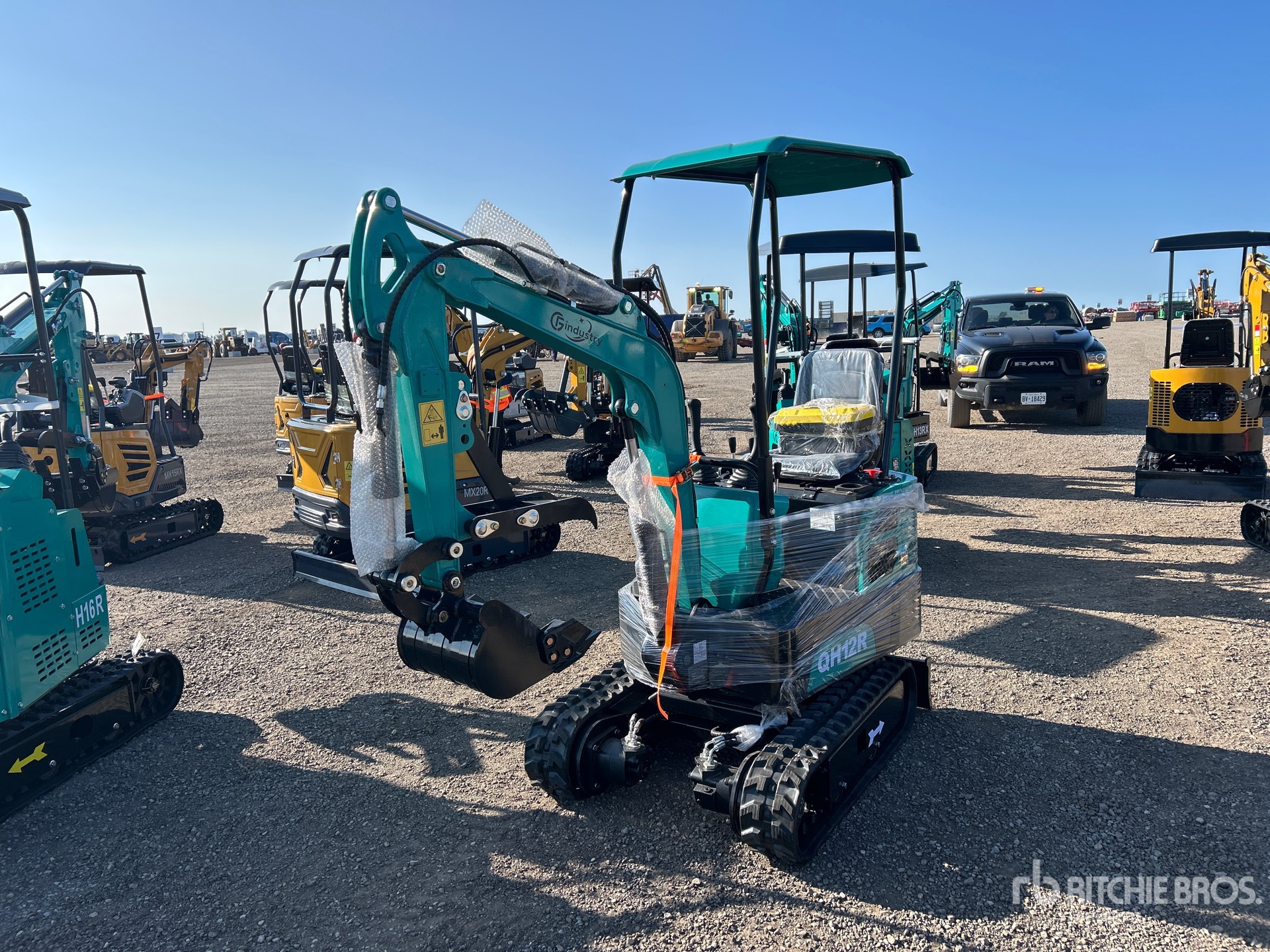 2026 CFG QH12R Mini Excavator (Unused)