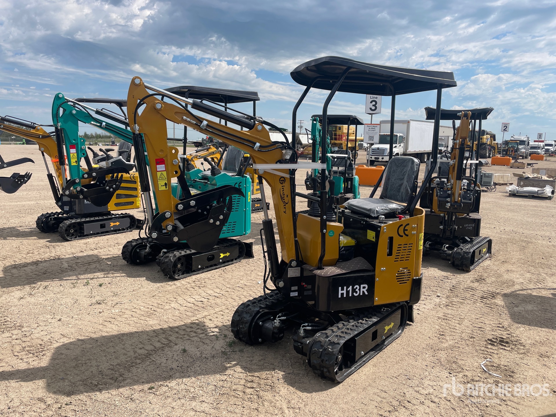 2026 CFG H13R Mini Excavator (Unused)