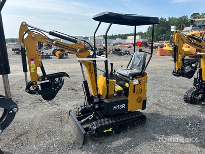 2026 CFG H13R を見 Mini Excavator (Unused)