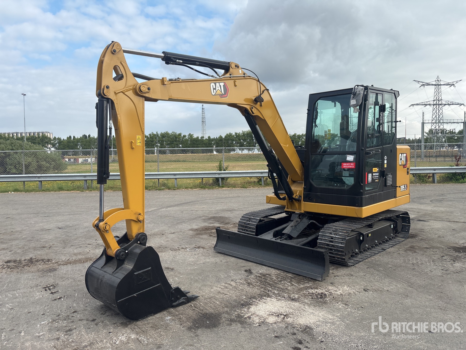 2026 Cat 305.5 Mini Excavator (Unused)