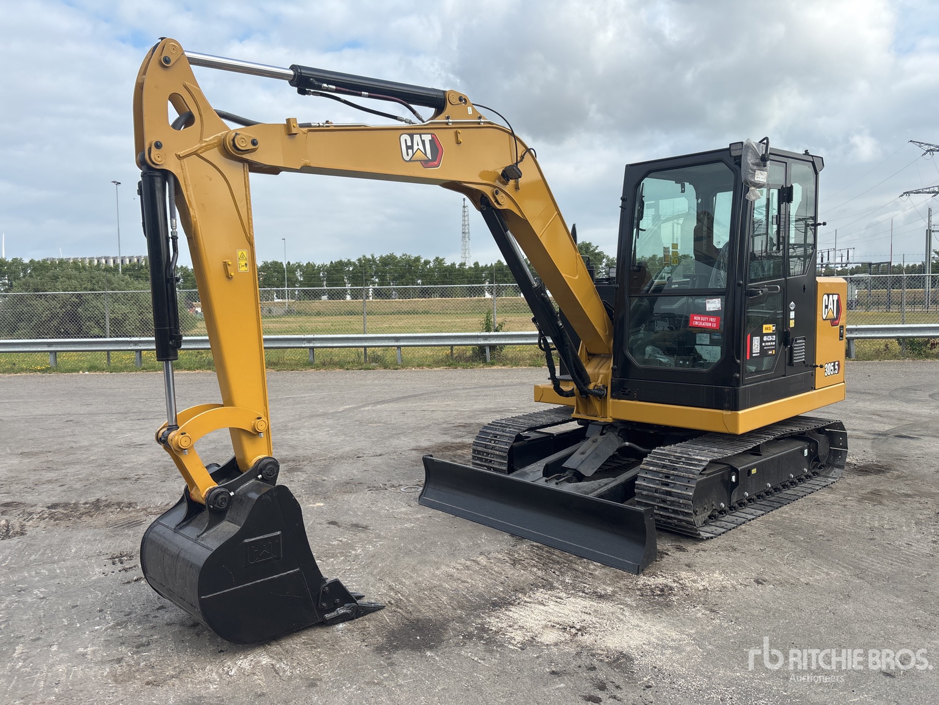 2026 Cat 305.5 Mini Excavator (Unused)