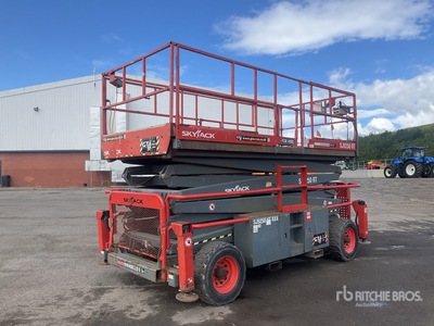 2016 Skyjack SJ9250 4x4 Diesel Elevador de tijera
