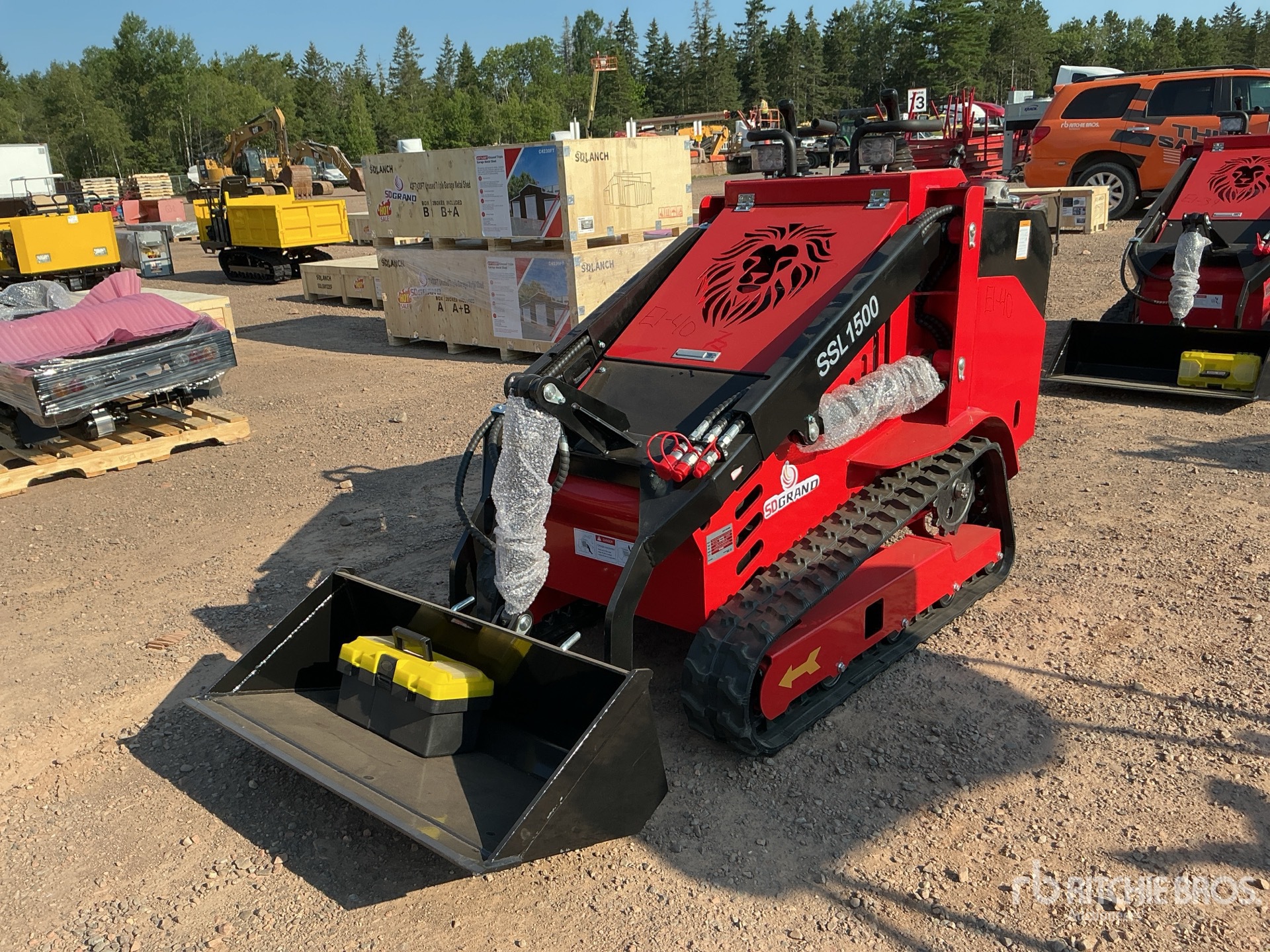 2026 SSL1500-RED Mini Compact Track Loader (Unused)