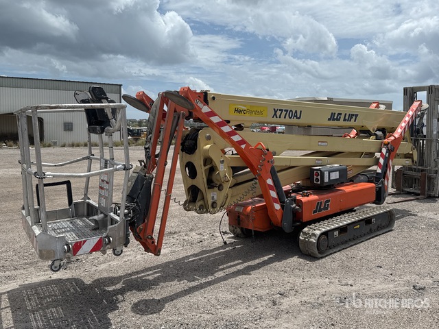 2016 JLG X770AJ Crawler Electric Articulating Boom Lift