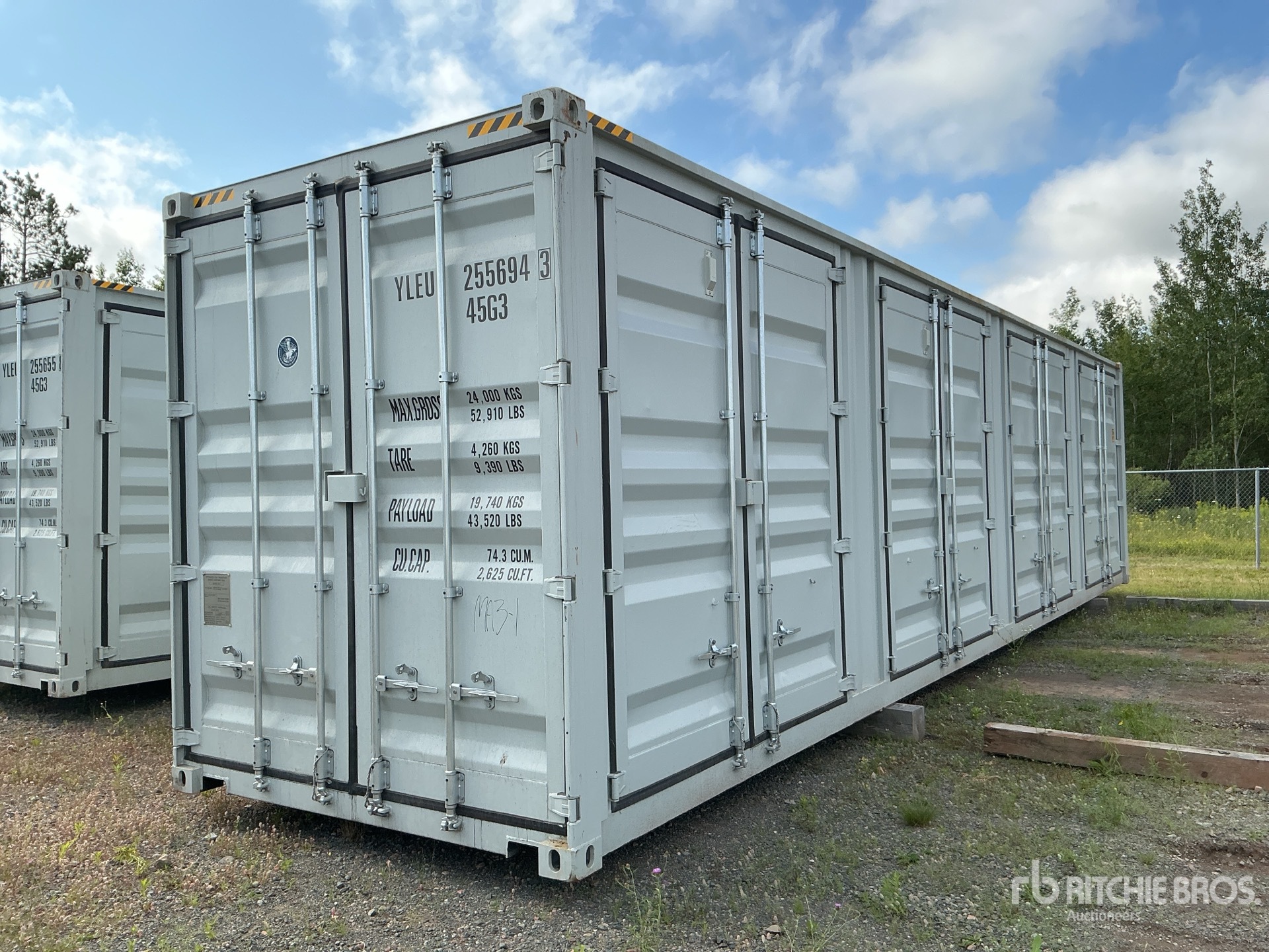 2026 40 ft High Cube Multi-Door Storage Container