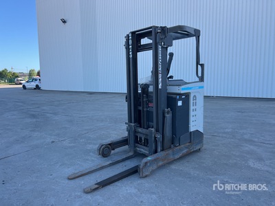 2015 Uniccarriers UND140DTFVRC480 1400 kg Chariot A Mat Retractable Électrique شاحنة رفع كهربائية