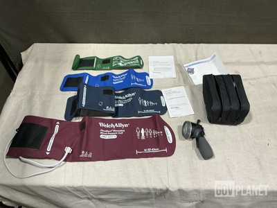 (7) Welch Allyn 5098-30 Sphygmomanometer Cuff Sets