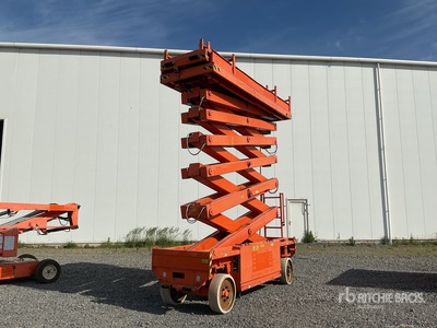 2009 JLG 180-12 Electric Scissor Lift
