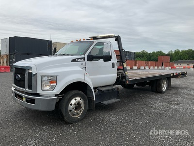 2019 Ford F-650 4x2 شاحنة سحب مسطحة