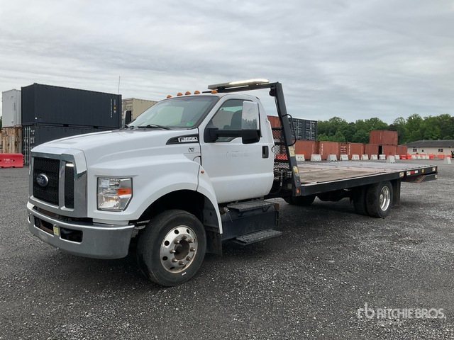 2019 Ford F-650 4x2 Rollback Truck