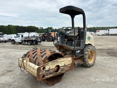 2003 Ingersoll Rand SD45F Compacteur à tambour à pieds dameurs