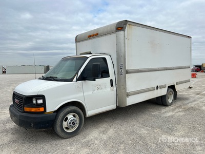 2008 GMC Savana G3500 4x2 Van Truck