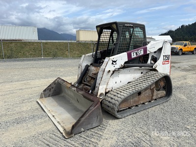 2007 Bobcat T250 Chargeuse sur rails compacte