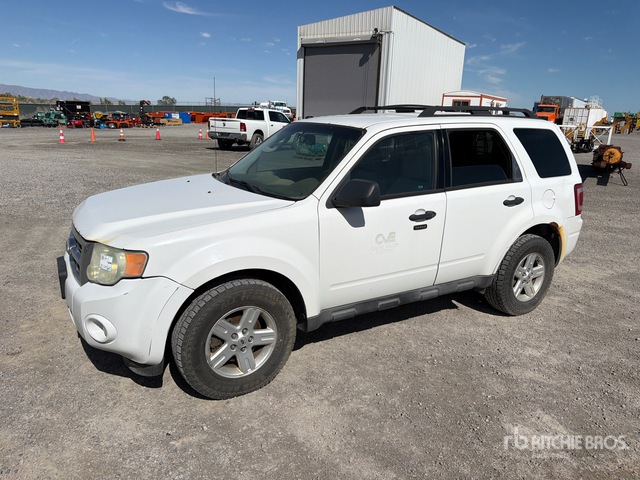 2010 Ford Escape 2WD SUV
