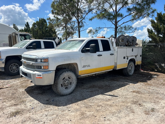 2019 Chevrolet Silverado 2500HD 4x4 Extended Cab Utility Truck