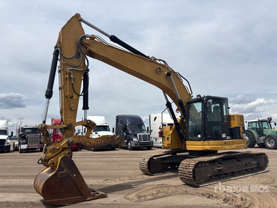 Cat 321DL Tracked Excavator