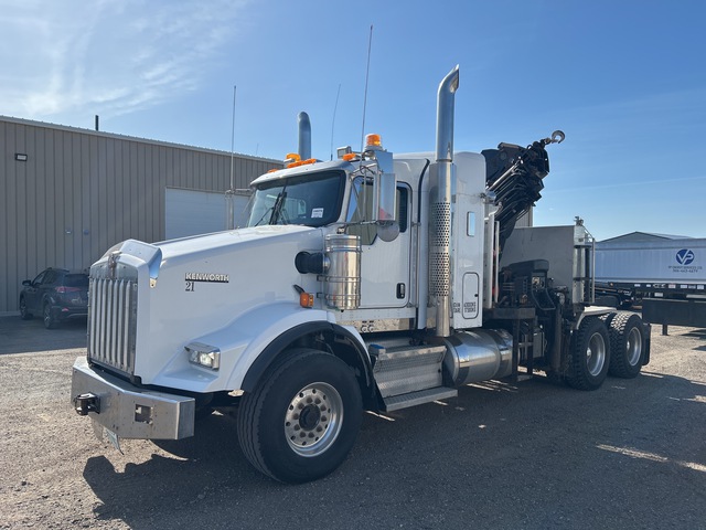 Hiab 244 EP-5 HIPRO 17860 lb Knuckle Boom on 2016 Kenworth T-800 6x4 Sleeper Heavy Spec Boom Truck