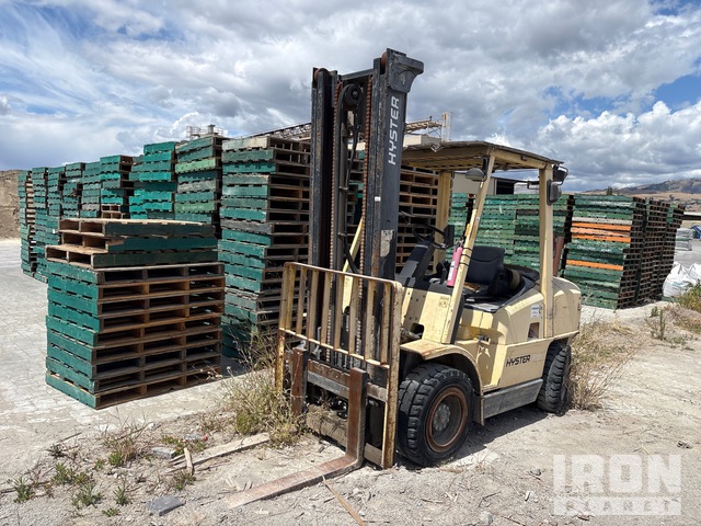 2003 Hyster H80XM 8300 lb Pneumatic Tire Forklift