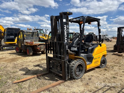 2021 Hyundai 30L-9A 5890 lb Cushion Tire رافعة شوكية