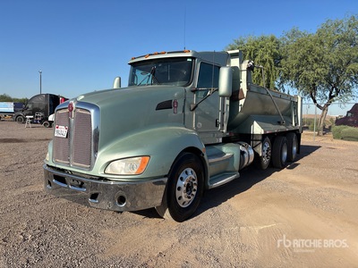 2012 Kenworth T660 8x4 を見 Dump Truck