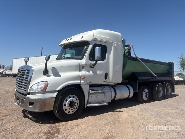 2011 Freightliner Cascadia 125 8x4 Sleeper Tri/A Dump Truck