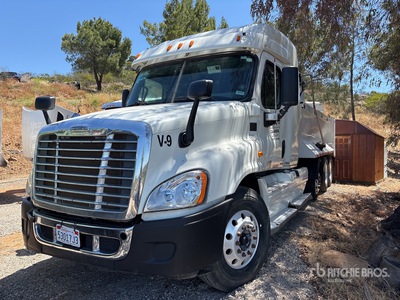 2012 Freightliner Cascadia 125 8x4 Sleeper Tri/A Dump Truck