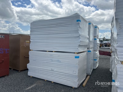 Quantity of (7) Pallets of Polyiso Insulation その他 - 店舗 & 倉庫