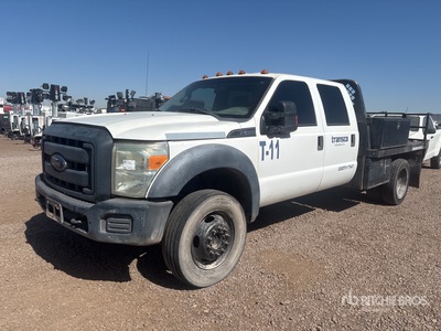 2015 Ford F-550 XL 4x4 Crew Cab شاحنة مسطحة