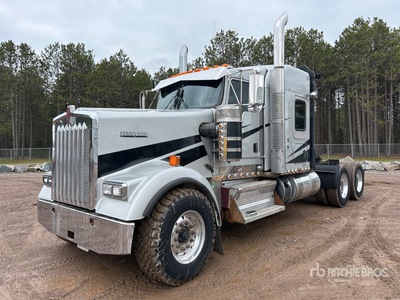 2020 Kenworth W900 6x4 Cabeza Tractora Cabina Dormitorio