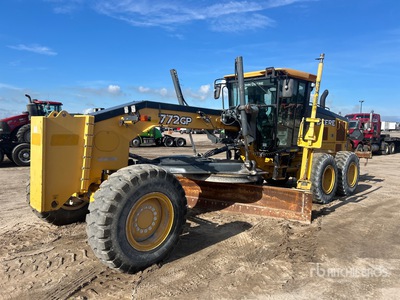 2019 John Deere 772G Motor Grader