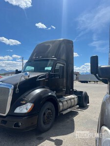 2019 Kenworth T680 تراكتور شاحنة (أحادي المحور)