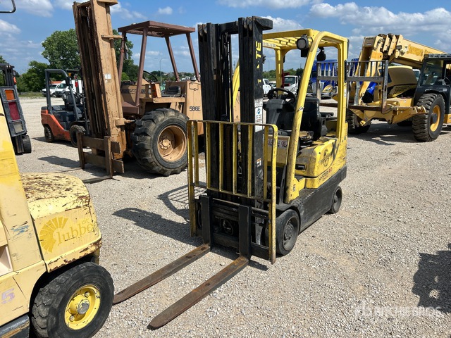 Hyster S40FTS 3750 lb Cushion Tire Forklift