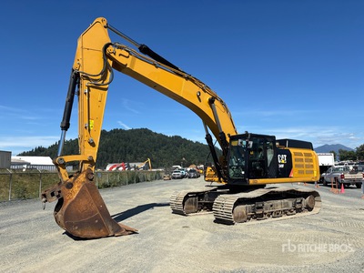 2018 Cat 349FL Tracked Excavator