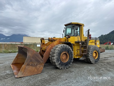 2000 Komatsu WA500-3L Wheel Loader