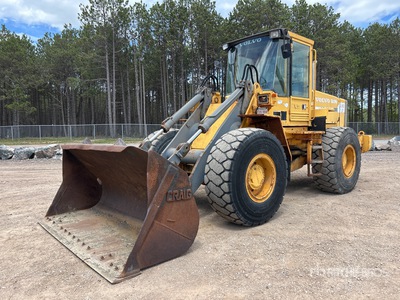 1994 Volvo L90B Wheel Loader