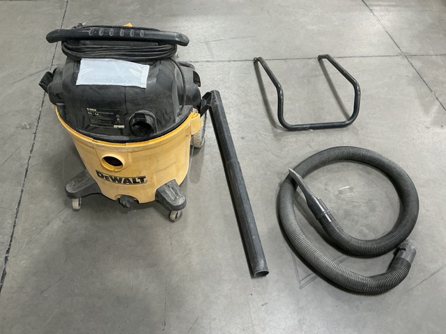 (4) Dewalt DXV14P Wet/Dry Vacuum Cleaners