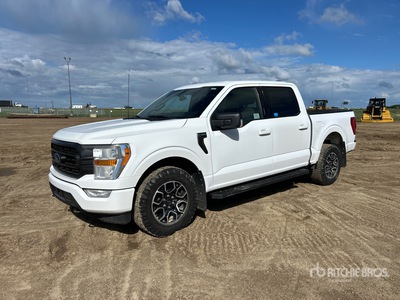 2021 Ford F-150 XLT 4x4 Crew Cab بيك اب