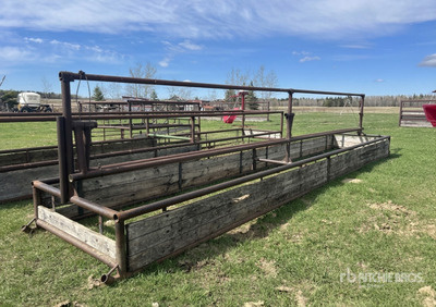 28 ft x 5 ft Livestock Feeder