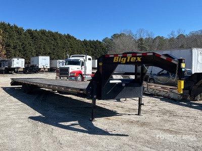 2026 Big Tex 16GN-40D5A-MRBK 40 ft T/A Gooseneck Equipment Trailer
